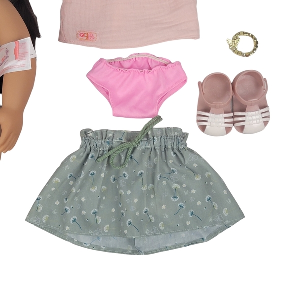 Our Generation 18" Doll with Outfit - Battat - Picture 6 of 9